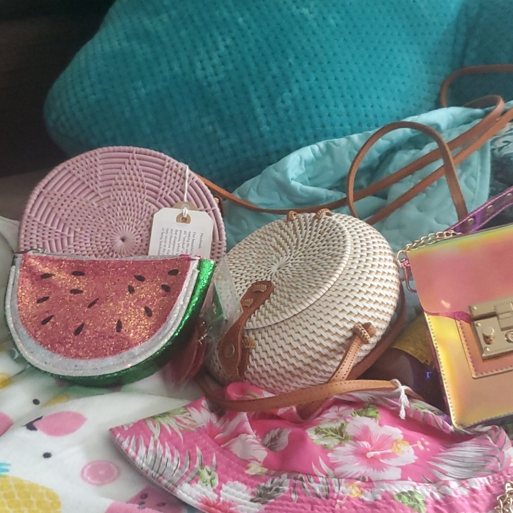Pink Haley's Indonesian hand crafted ontop